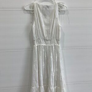 Lulu's White Floral Maxi Dress